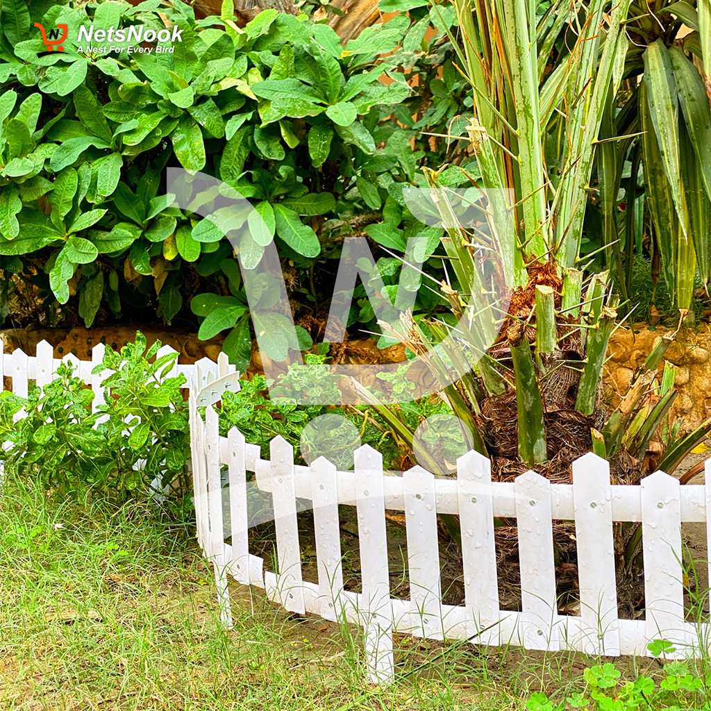 PVC Garden Fence for Lawn & Flowerbeds – Decorative Plastic Border for Garden Yard